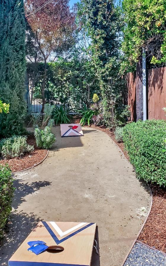 Apartamento Private, Spacious Apartment With Sunny Patio